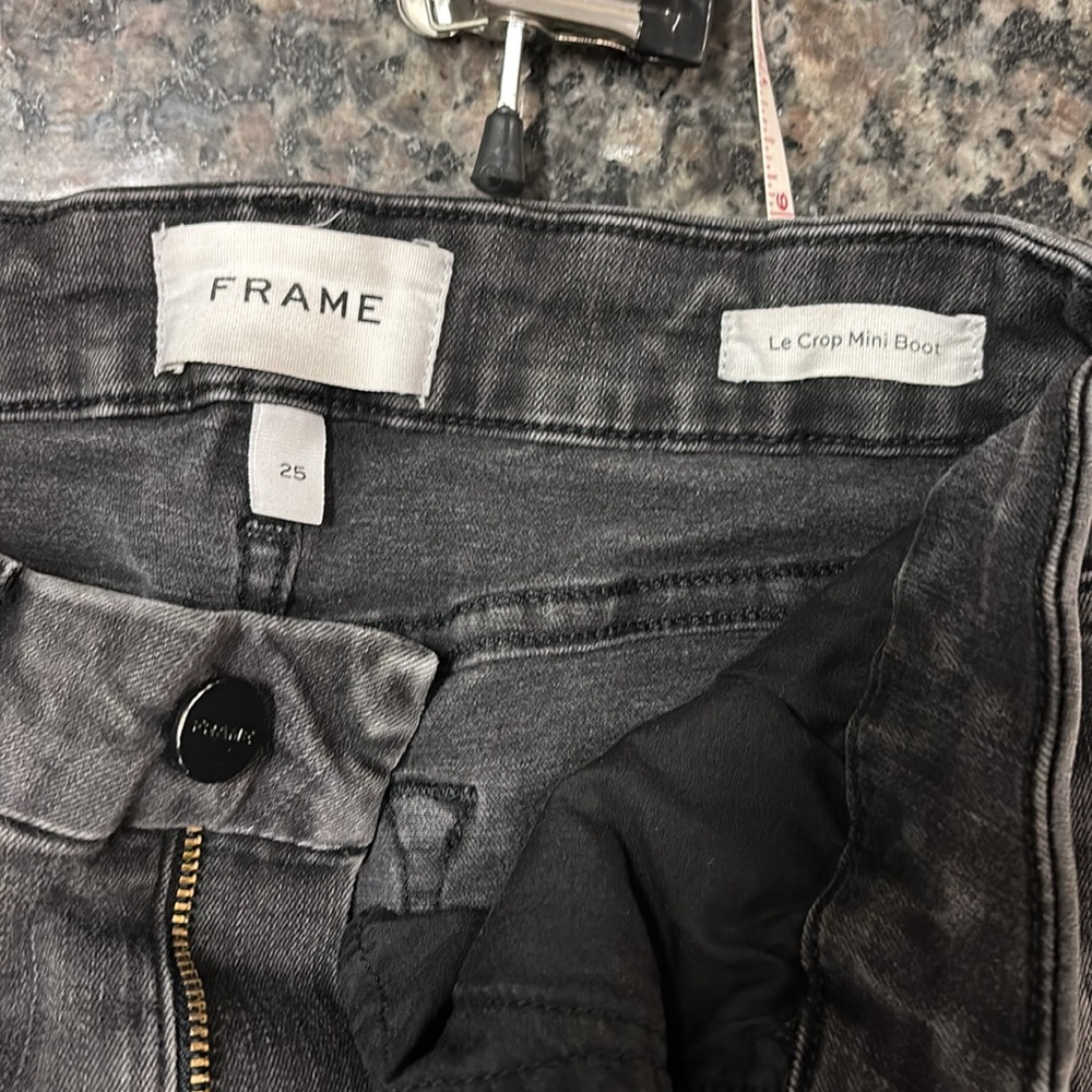 Black frame le crop mini boot Flared Women Jeans - Picture 4 of 5